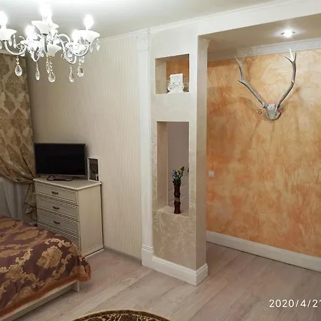 Antique Style Apartment. Квартира В Античном Стиле. Apartment *